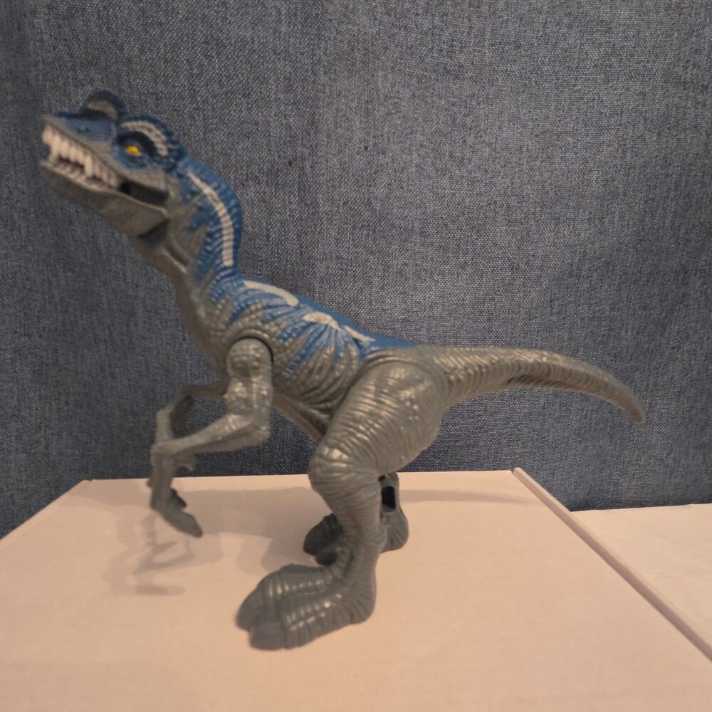 Chap Mei Dino Valley Velociraptor Figure Blue Stripe Replacement Animal Planet 7